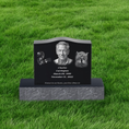 Load image into Gallery viewer, SINGLE UPRIGHT HEADSTONE
