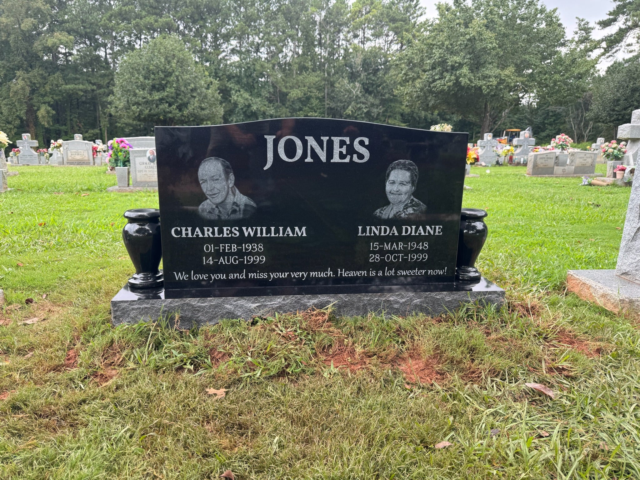 COMPANION UPRIGHT (BLACK)